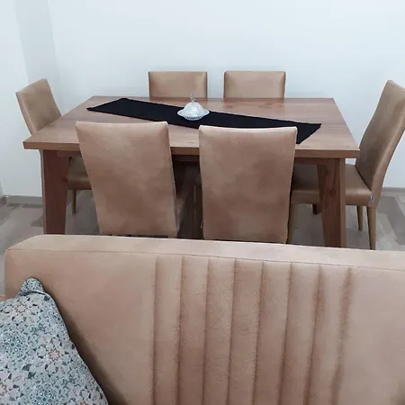 Toki 18 Apartment *